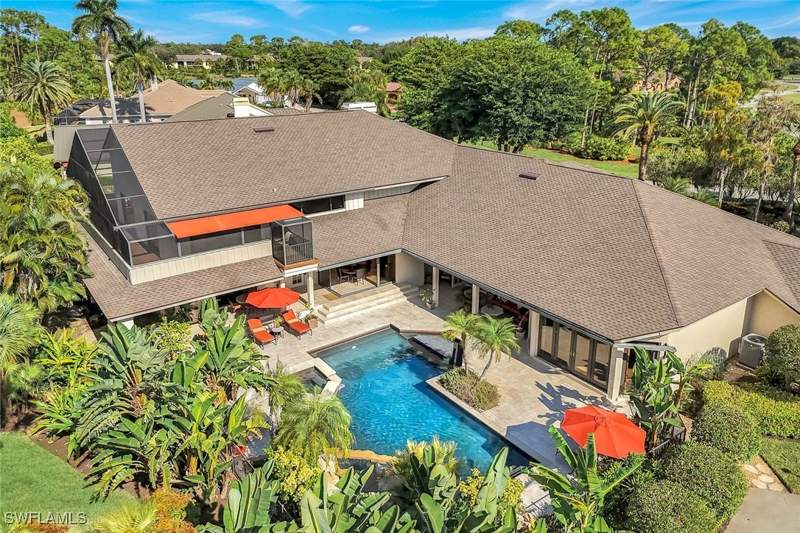 6 bedroom SingleFamilyResidence at 15620 Kinross Cir, Fiddlesticks Country Club, Fort Myers — photo 4