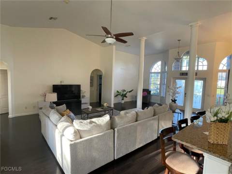 2409 SW 17th Pl, Cape Coral FL - photo 9 of 36
