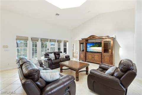 27160 Flamingo Dr, Bonita Springs FL - photo 11 of 47