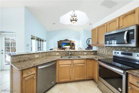 27160 Flamingo Dr, Bonita Springs FL - photo 19 of 47