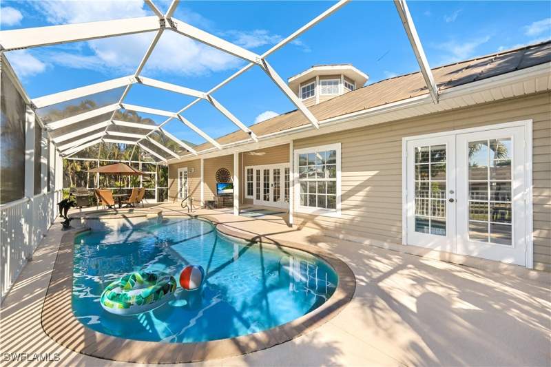 3 bedroom SingleFamilyResidence at 27160 Flamingo Dr, Paradise Village, Bonita Springs — photo 2