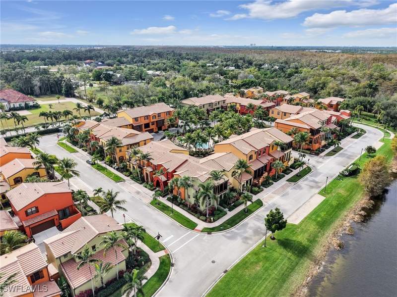 2 bedroom Condominium at 8067 Bibiana Way 505, Paseo, Fort Myers — photo 2
