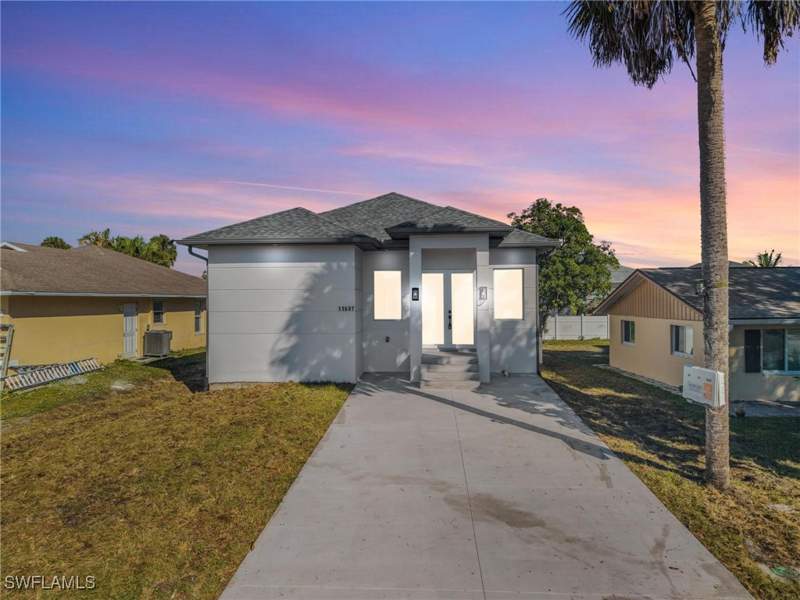 3 bedroom SingleFamilyResidence at 11607 Pawley Ave, Imperial Gates, Bonita Springs — photo 2