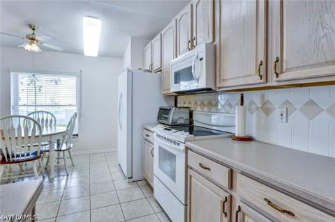 7442 Meldin Ct, Naples FL - photo 23 of 50