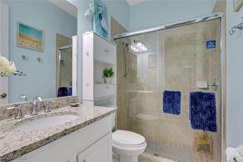 9205 Campanile Cir, Naples FL - photo 17 of 37