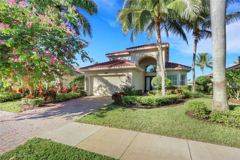 4 bedroom SingleFamilyResidence at 9205 Campanile Cir, Amador, Naples — photo 2