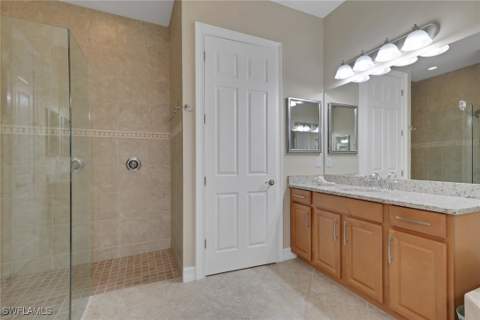 9205 Campanile Cir, Naples FL - photo 21 of 37