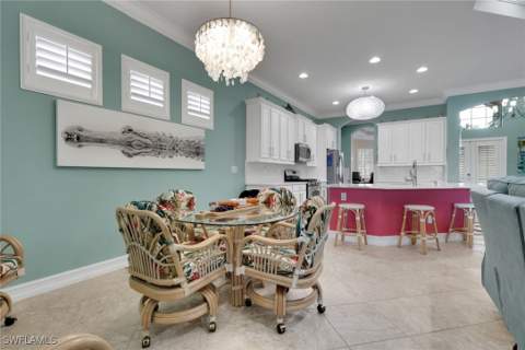 9205 Campanile Cir, Naples FL - photo 9 of 37