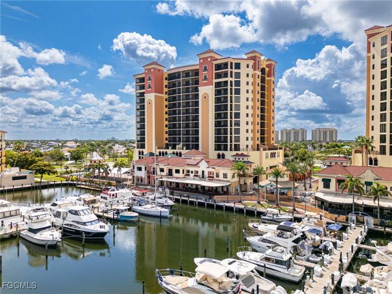 2 bedroom Condominium at 5793 Cape Harbour Dr 615, Cape Harbour, Cape Coral — photo 2