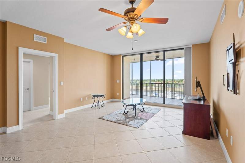 2 bedroom Condominium at 5793 Cape Harbour Dr 615, Cape Harbour, Cape Coral — photo 5
