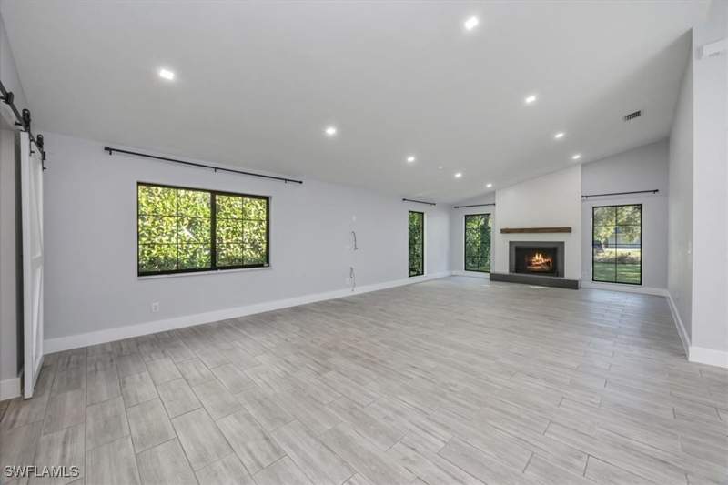 3 bedroom SingleFamilyResidence at 6161 Waxmyrtle Way, Tall Pines, Naples — photo 2