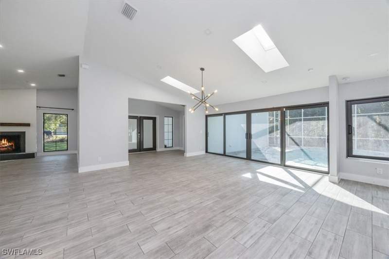 3 bedroom SingleFamilyResidence at 6161 Waxmyrtle Way, Tall Pines, Naples — photo 4