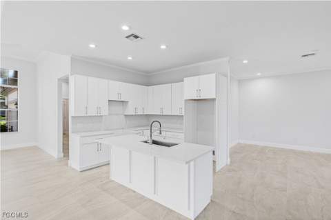 11105 Sea Tropic Ln, Fort Myers FL - photo 16 of 48