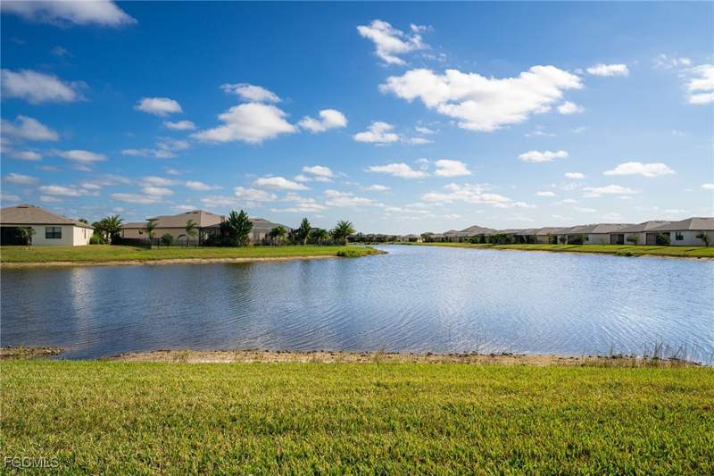 5 bedroom SingleFamilyResidence at 3432 Murcia Ct, Portico, Fort Myers — photo 4
