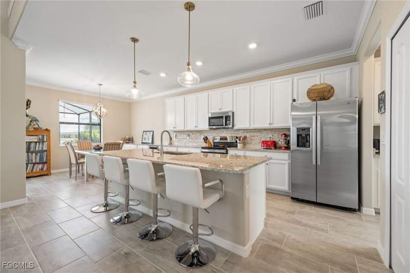 5 bedroom SingleFamilyResidence at 3432 Murcia Ct, Portico, Fort Myers — photo 5