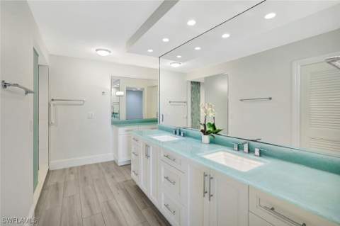 4401 Gulf Shore Blvd N C205, Naples FL - photo 13 of 32