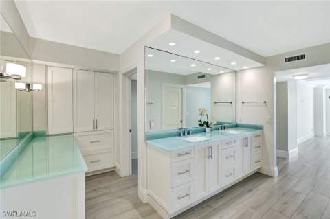 4401 Gulf Shore Blvd N C205, Naples FL - photo 14 of 32