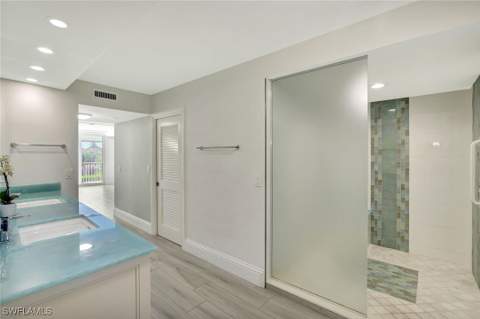 4401 Gulf Shore Blvd N C205, Naples FL - photo 15 of 32