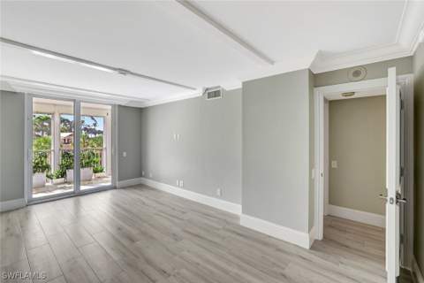 4401 Gulf Shore Blvd N C205, Naples FL - photo 16 of 32