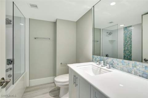 4401 Gulf Shore Blvd N C205, Naples FL - photo 17 of 32