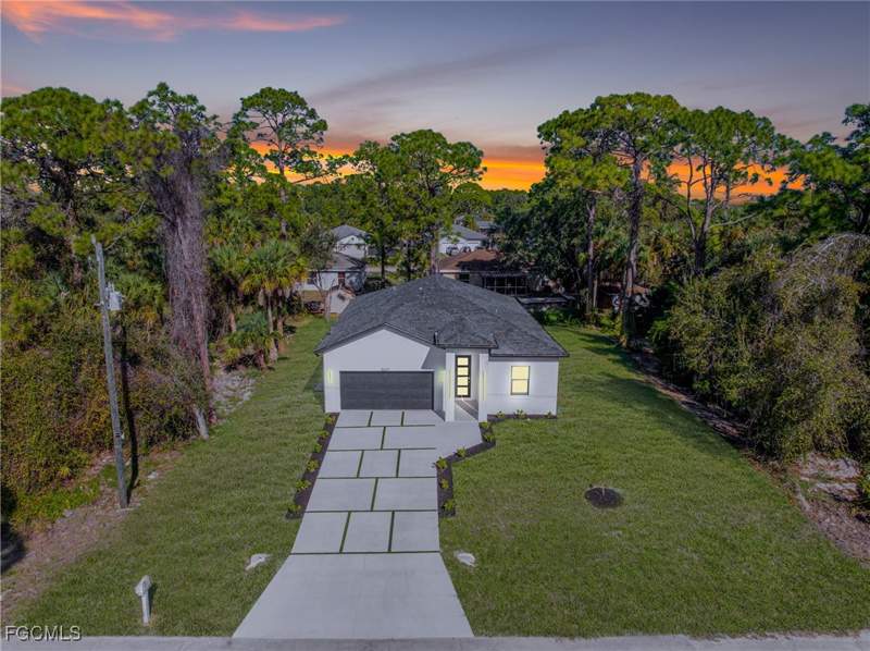 3 bedroom SingleFamilyResidence at 5037 Pinetree Cir, Port Labelle, Labelle — photo 2