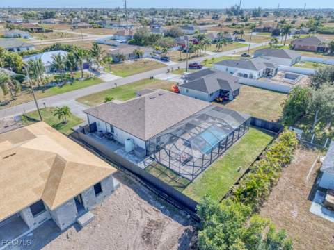 1528 NW 24th Pl, Cape Coral FL - photo 24 of 46