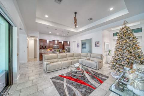 1528 NW 24th Pl, Cape Coral FL - photo 6 of 46