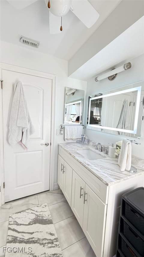 1709 SE 44th Ter, Cape Coral FL - photo 7 of 32