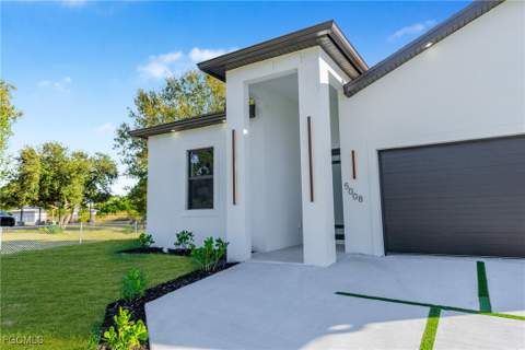 5008 N Obispo Cir, Labelle FL - photo 10 of 50
