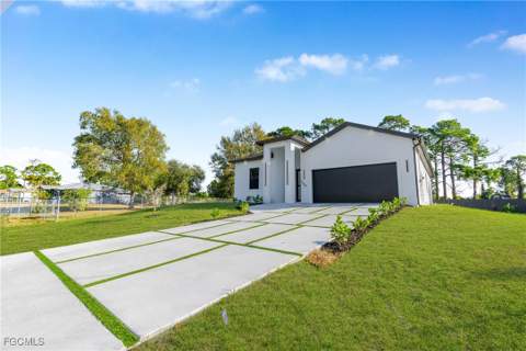5008 N Obispo Cir, Labelle FL - photo 7 of 50