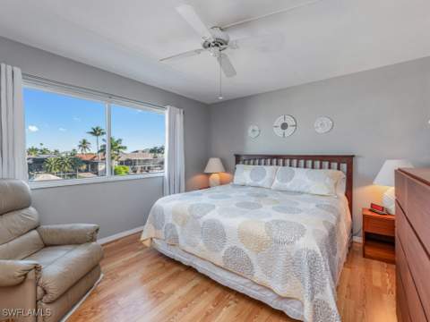 893 Collier Ct 3-301, Marco Island FL - photo 15 of 34
