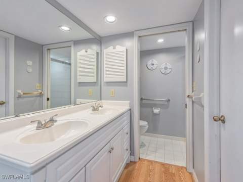 893 Collier Ct 3-301, Marco Island FL - photo 16 of 34
