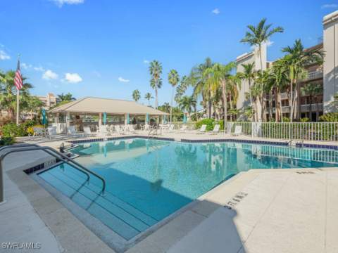 893 Collier Ct 3-301, Marco Island FL - photo 17 of 34