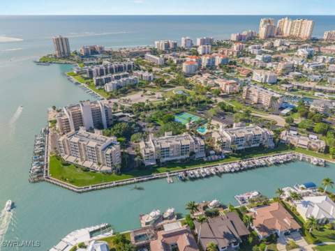 893 Collier Ct 3-301, Marco Island FL - photo 22 of 34