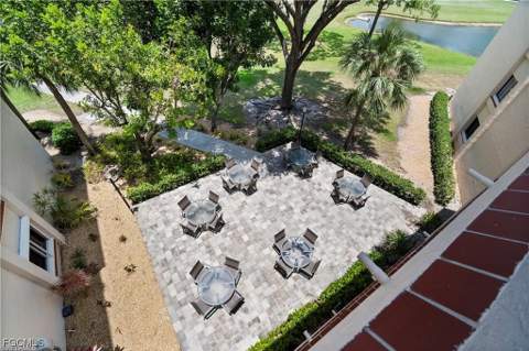 7430 Lake Breeze Dr 402, Fort Myers FL - photo 18 of 44