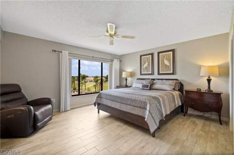7430 Lake Breeze Dr 402, Fort Myers FL - photo 9 of 44