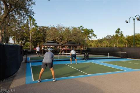 11220 Five Oaks Ln, Naples FL - photo 15 of 21