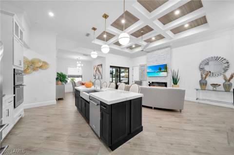 425 SE 15th St, Cape Coral FL - photo 9 of 49