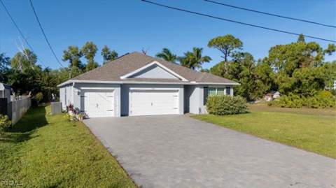 1216 NW 21st Pl, Cape Coral FL - photo 7 of 50