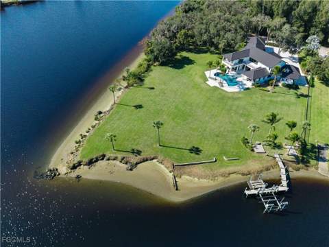18090 N Olga Dr, Alva FL - photo 6 of 50
