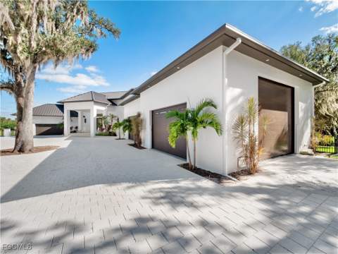18090 N Olga Dr, Alva FL - photo 7 of 50