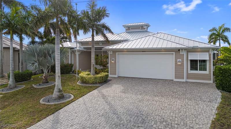 3 bedroom SingleFamilyResidence at 4420 SW 24th Ave, Cape Coral, Cape Coral — photo 2