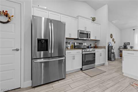 2021 NE 36th Ter, Cape Coral FL - photo 10 of 27