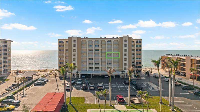 2 bedroom Condominium at 25870 Hickory Blvd 505, Casa Bonita II, Bonita Springs — photo 3