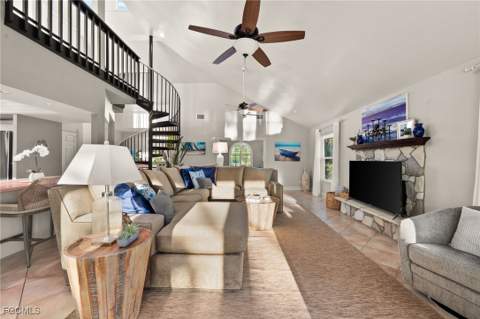 7507 Grande Pine Rd, Bokeelia FL - photo 10 of 46