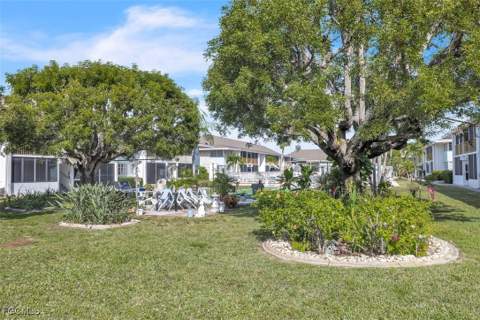 403 SE 43rd Ter 11, Cape Coral FL - photo 22 of 27