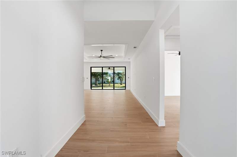 5 bedroom SingleFamilyResidence at 3903 15th St SW, Lehigh Acres, Lehigh Acres — photo 5