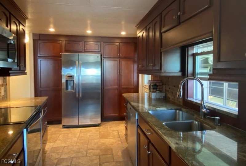 2 bedroom ManufacturedHome at 14518 Battery Bend, Old Bridge Village, North Fort Myers — photo 1