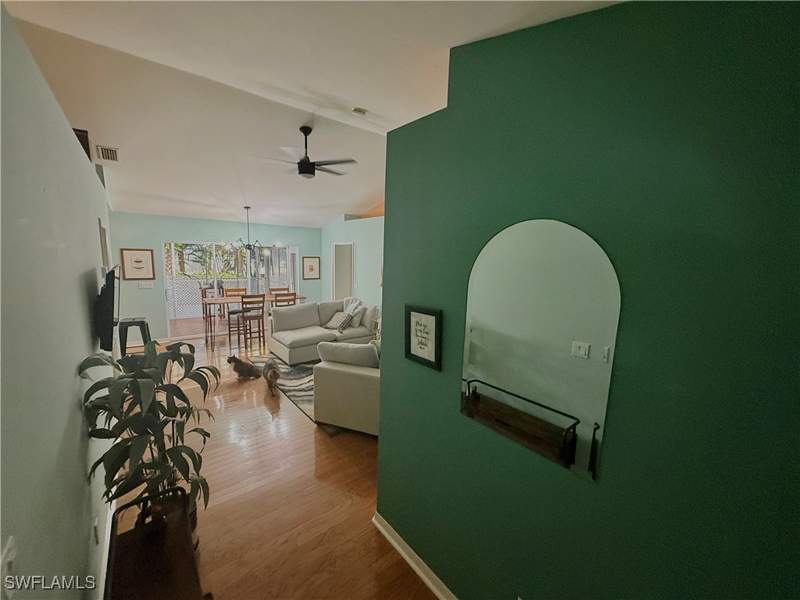 2 bedroom SingleFamilyResidence at 28062 Oak Ln, Bonita Springs, Bonita Springs — photo 5