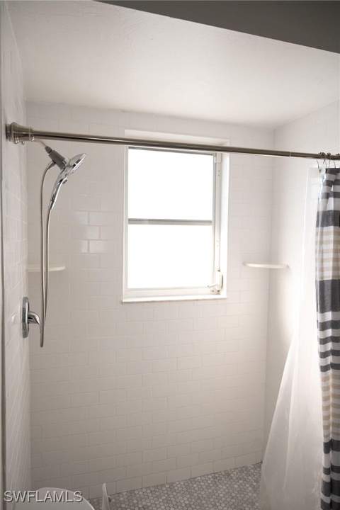 113 NE 11th Ter, Cape Coral FL - photo 10 of 30